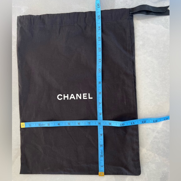 Authentic Chanel bag. - Picture 2 of 2